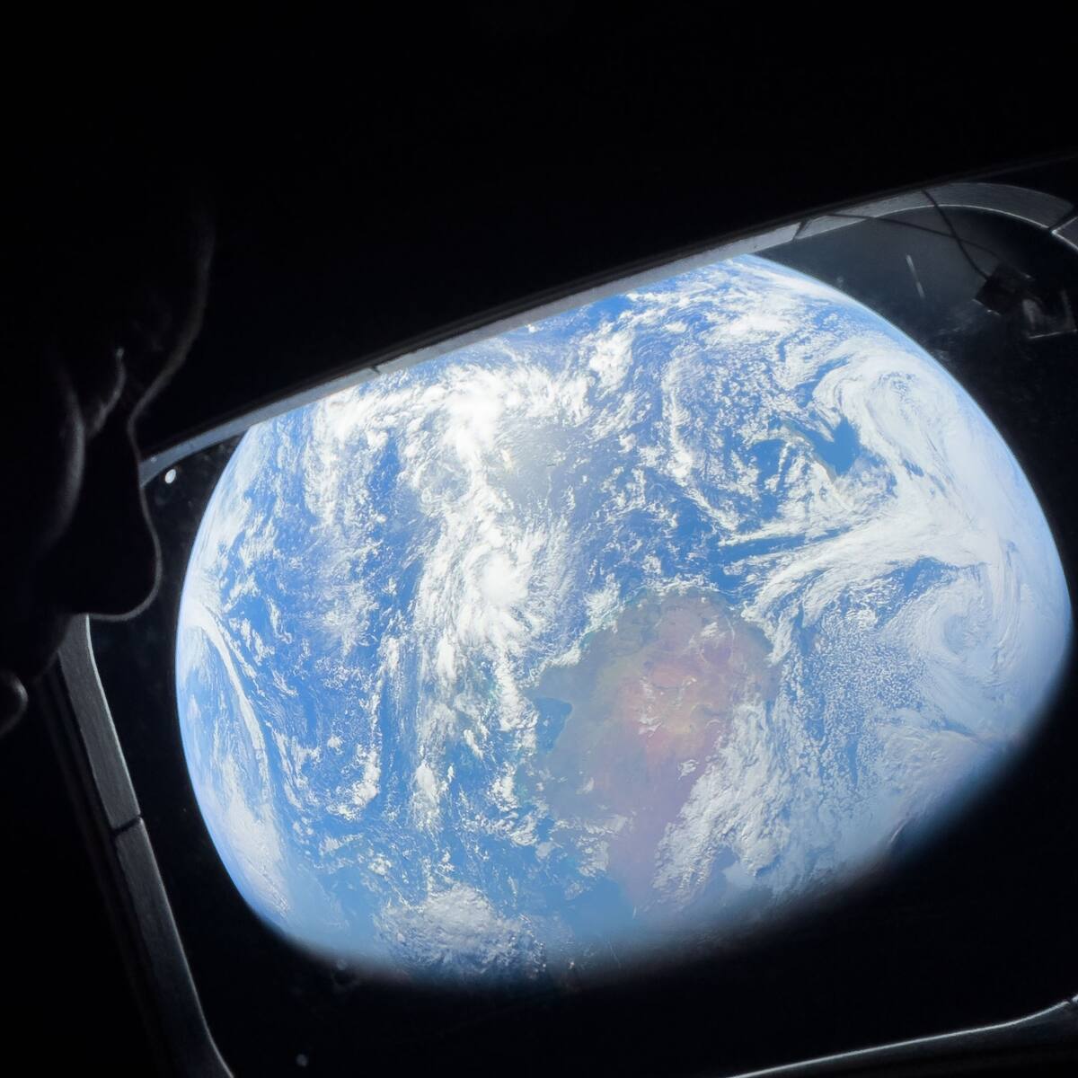 Qué es el “Earthset”: el fenómeno captado por astronauta de Artemis II que impacta en redes