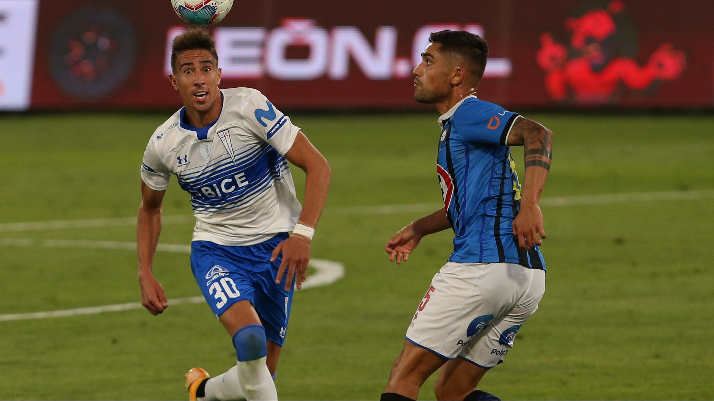 4 de Enero del 2021/SANTIAGODiego Valencia(c) ,durante el partido valido por la Vigésimo Séptima fecha del Campeonato Nacional AFP PlanVital 2020, entre Universidad Católica vs Huachipato, disputado en el Estadio San Carlos de Apoquindo.
FOTO:FRANCISCO LONGA/AGENCIAUNO