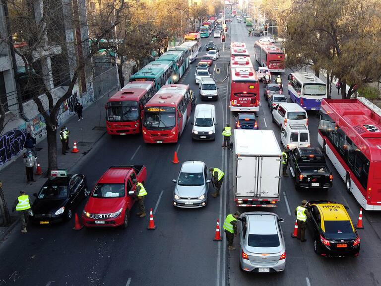 Movilidad aumentó en un 12% en Santiago y un 16% en Estación Central en primer día de transición