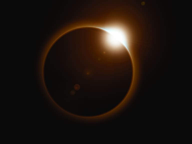 Eclipse solar total hoy, 12 de agosto de 2026: hora, dónde será visible y cómo seguirlo en vivo desde Chile