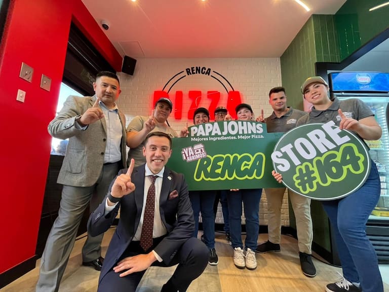 Papa Johns continúa su expansión en Chile e inauguró en Renca su tienda número 164