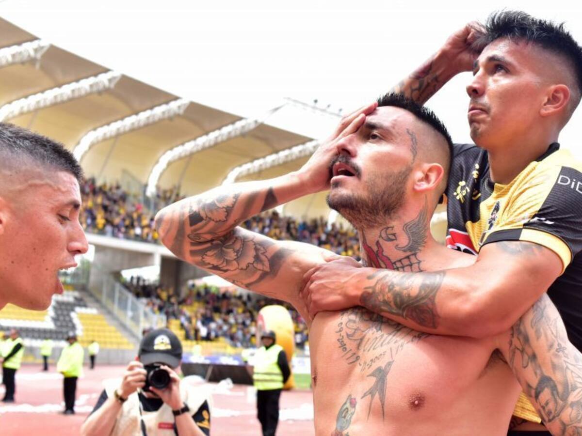 Mauricio Pinilla tras el triunfo del Apruebo en el plebiscito: «Si algunos creen que perdieron les aviso que millones ganamos»