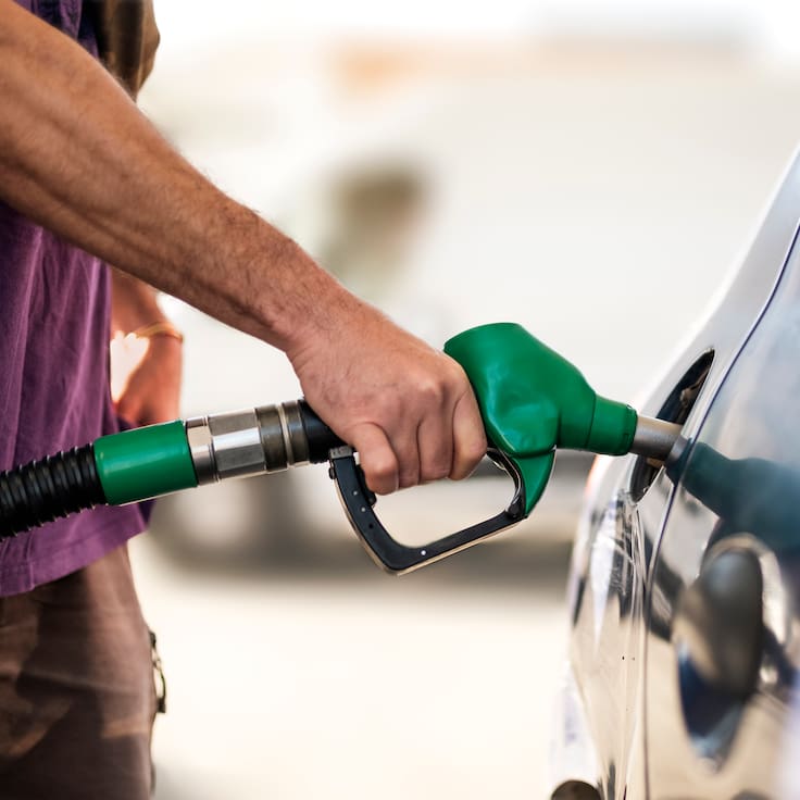 ¿Cómo obtener combustible gratis? Así es la inédita oferta de una bencinera chilena que comenzó esta semana