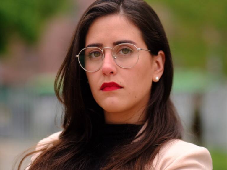 Alcaldesa Ripamonti por millonarios gastos institucionales y denuncia en Contraloría de tres concejales: «Es una tradición de la comuna»