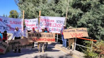 Excolonos de Colonia Dignidad realizan inédita protesta: denuncian que se mantiene la estructura económica creada por Paul Schäfer