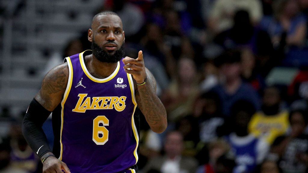 renovación contrato LeBron James - NBA - Los Ángeles Lakers