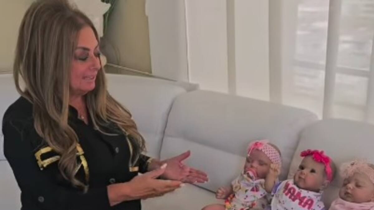 Tía Sonia impacta con extraña colección de muñecas hiperrealistas: “Miedito”