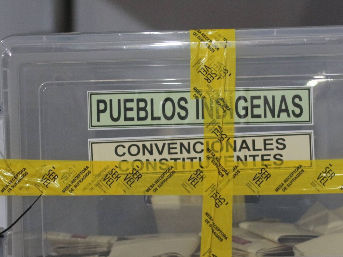 Una hora antes que el resto del país: Vocales de mesa de Magallanes retomaron sus funciones sin problemas en segundo día de las elecciones 2021