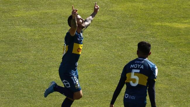 02 DE ENERO DE 2021/VIÑA DEL MARJuan Cuevas en festejo de su gol y el 1-0, durante el partido valido por la fecha 27 del Campeonato Nacional AFP PlanVital 2020, entre Everton y Deportes Iquique, disputado en el Estadio Sausalito.
FOTO: LEONARDO RUBILAR CHANDIA/AGENCIAUNO