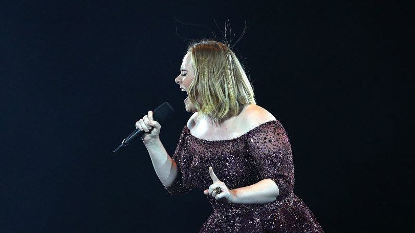 Se filtra fecha de lanzamiento de disco de Adele.