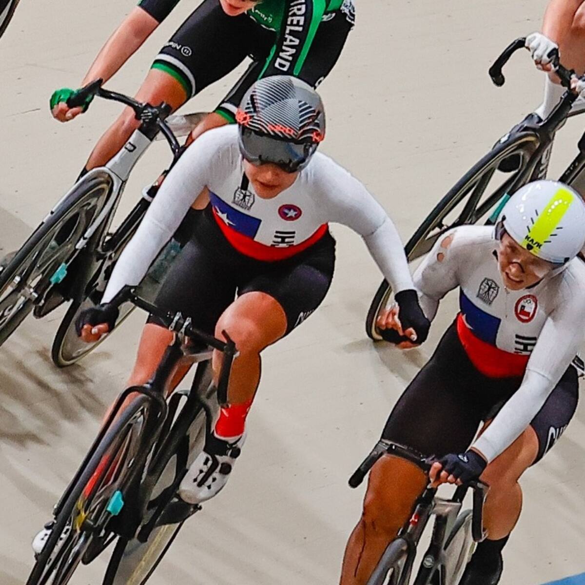 Javiera Garrido sufrió dura caída en Mundial de Ciclismo Pista: chilena se levantó y luchó hasta donde pudo