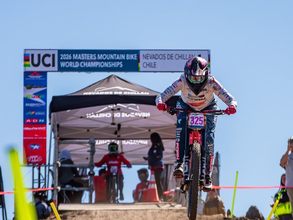 Más de mil competidores dan inicio al Mundial Máster UCI de Mountain Bike en Nevados de Chillán