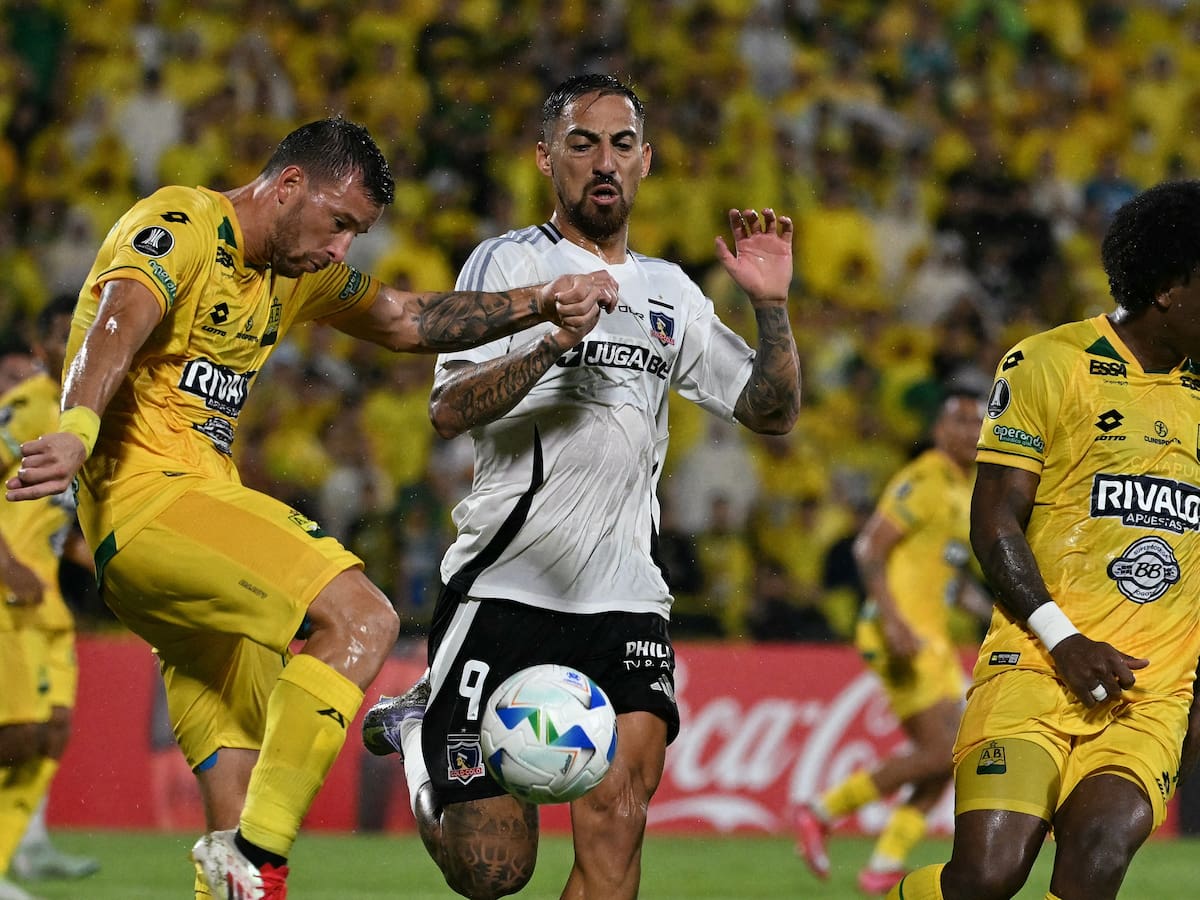 “Esa es la esencia que tiene este club”: Javier Correa resalta la reacción de Colo Colo en su debut por Copa Libertadores
