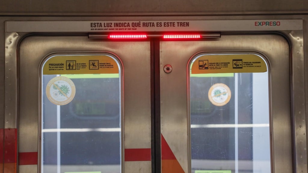 Metro cierra estaciones de la Línea 2 por presencia de persona en la vía: revisa el estado de la red