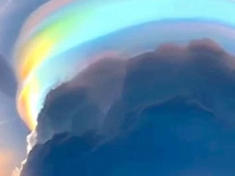 La espectacular “nube arcoíris” que adoró el cielo en China