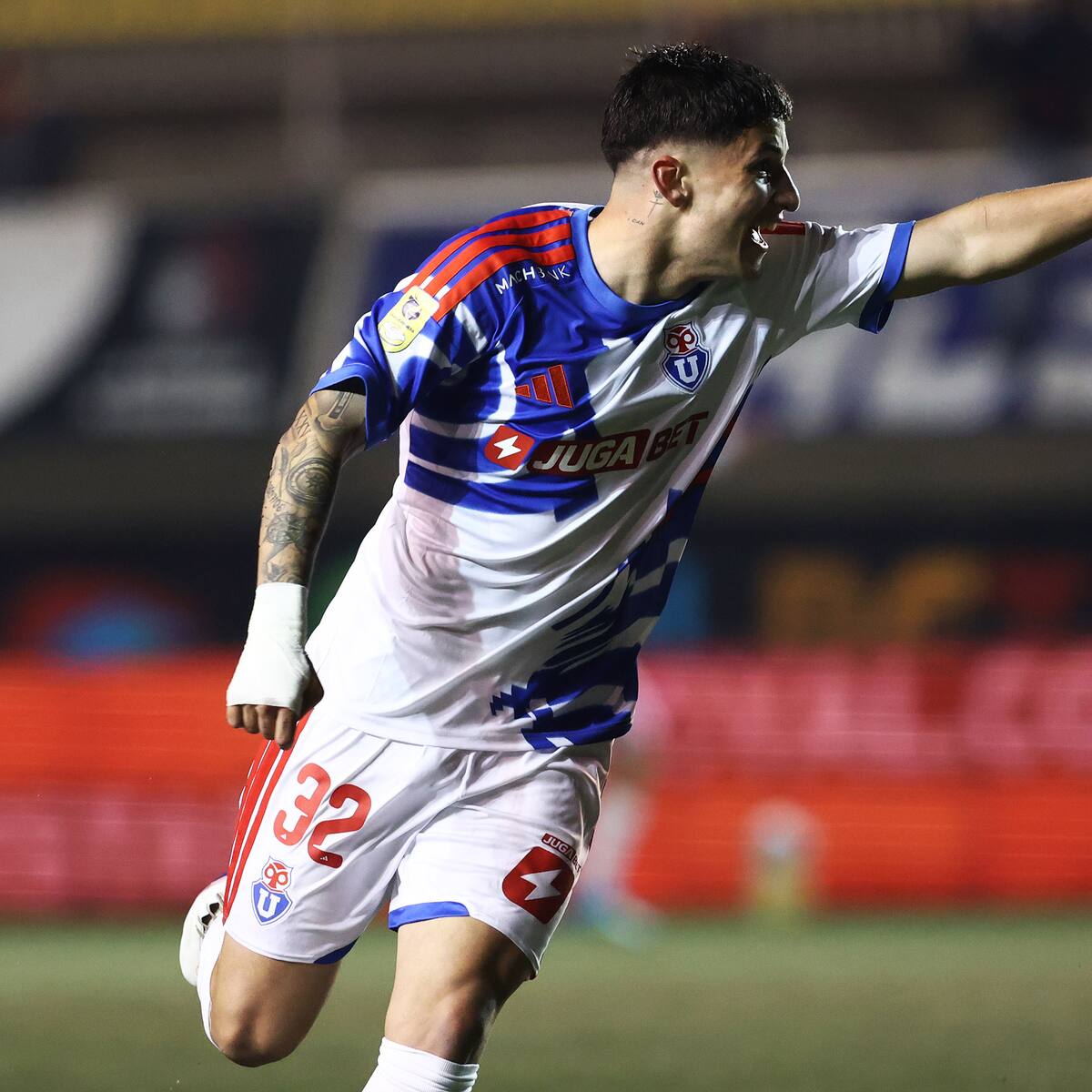 Hizo el primer gol de su carrera jugando por la U y sueña con el Superclásico: “Es algo muy lindo poder vivirlo”