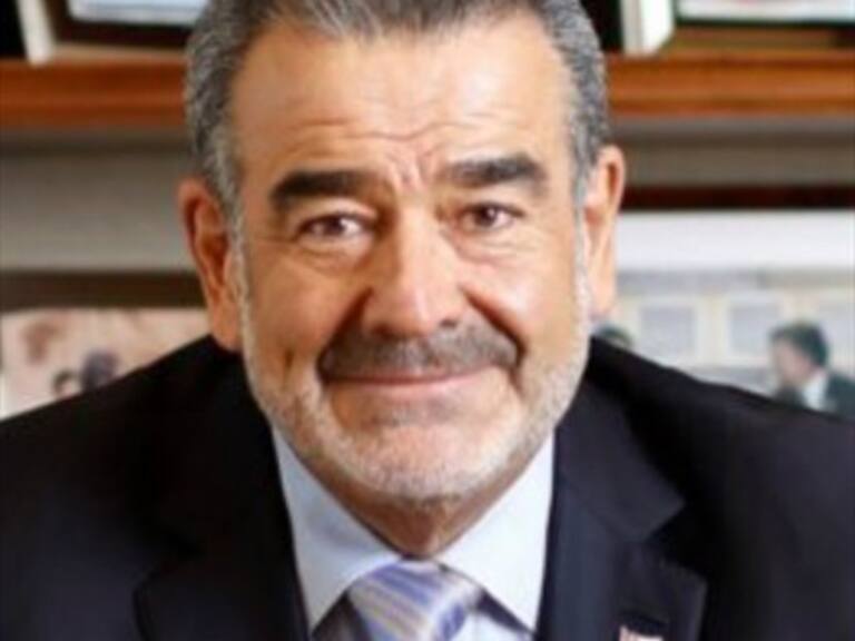 Andrónico Luksic saludó a la reina y rey del Festival de Viña del Mar