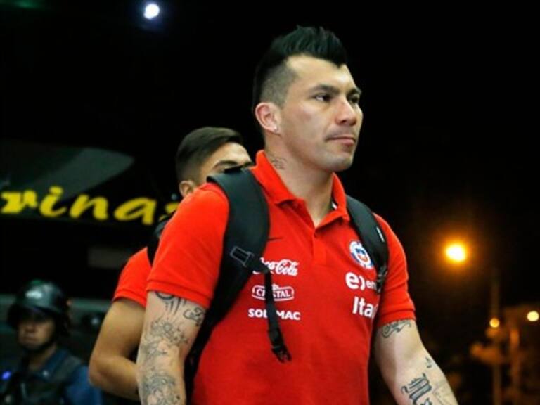 Imagen de Gary Medel genera tensión entre Unimarc y Cencosud