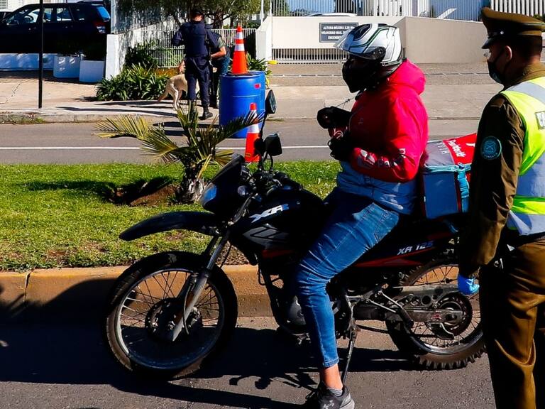 Motorista agrede a dos funcionarios de Carabineros durante fiscalización en Los Ángeles