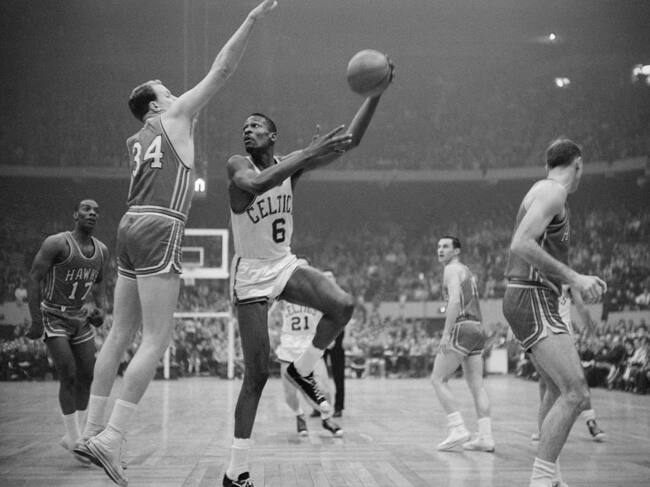 Bill Russell en un juego de 1960.