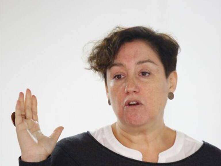 Beatriz Sánchez a Piñera: «Termine con esta guerra inventada y su represión salvaje»