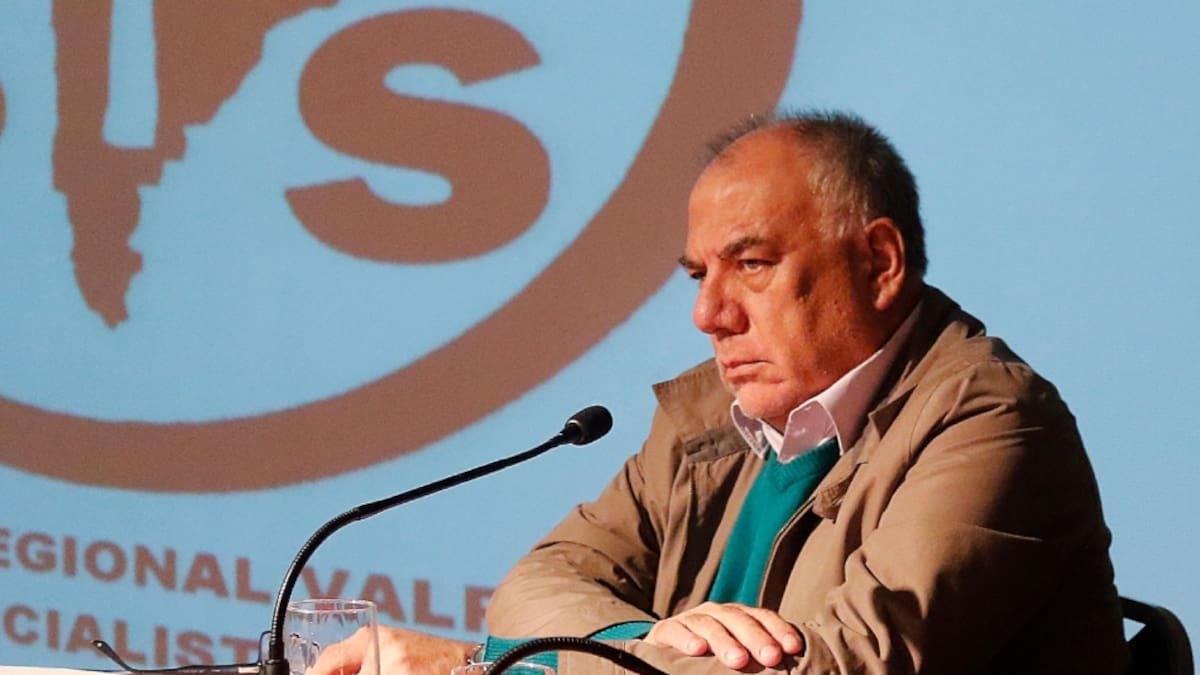 ADN Hoy - Entrevista a Osvaldo Andrade, exministro del Trabajo del primer gobierno de la presidenta Bachelet