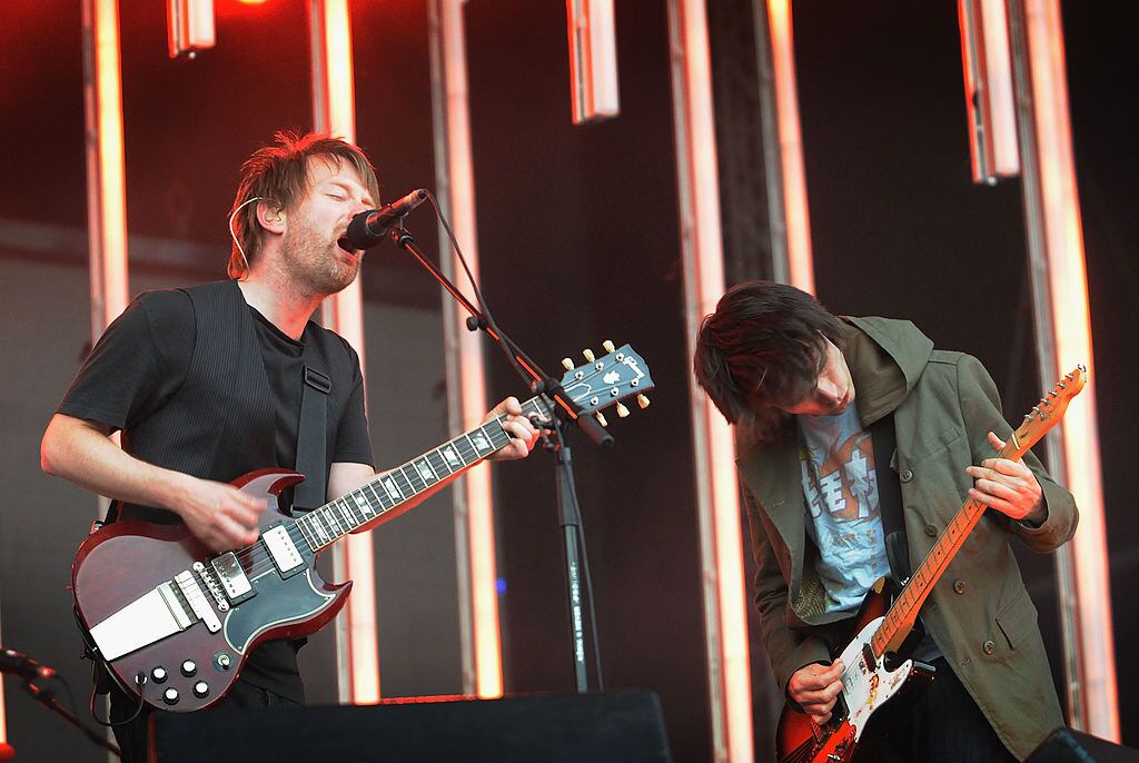 LONDON - JUNE 24: Thom Yorke and Jonny Greenwood of Radiohead perform during their first night at Victoria Park, in support of the album 'In Rainbows', on June 24, 2008 in London, England. (Photo by Jim Dyson/Getty Images)