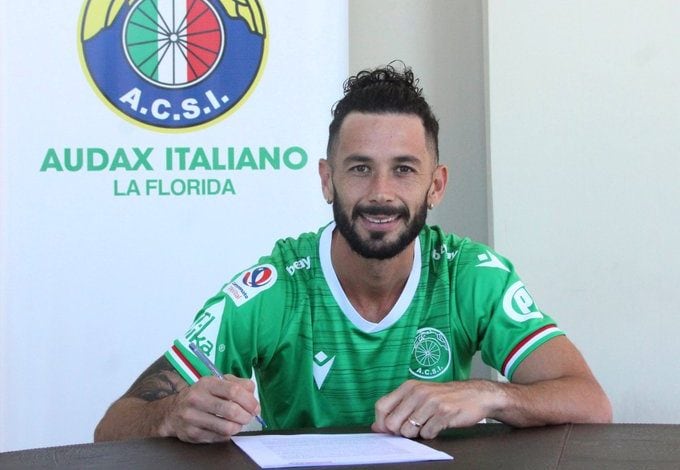 Marcelo Larrondo busca otra chance en el fútbol chileno y en La Roja: "Aún espero esa posibilidad de jugar en la selección"
