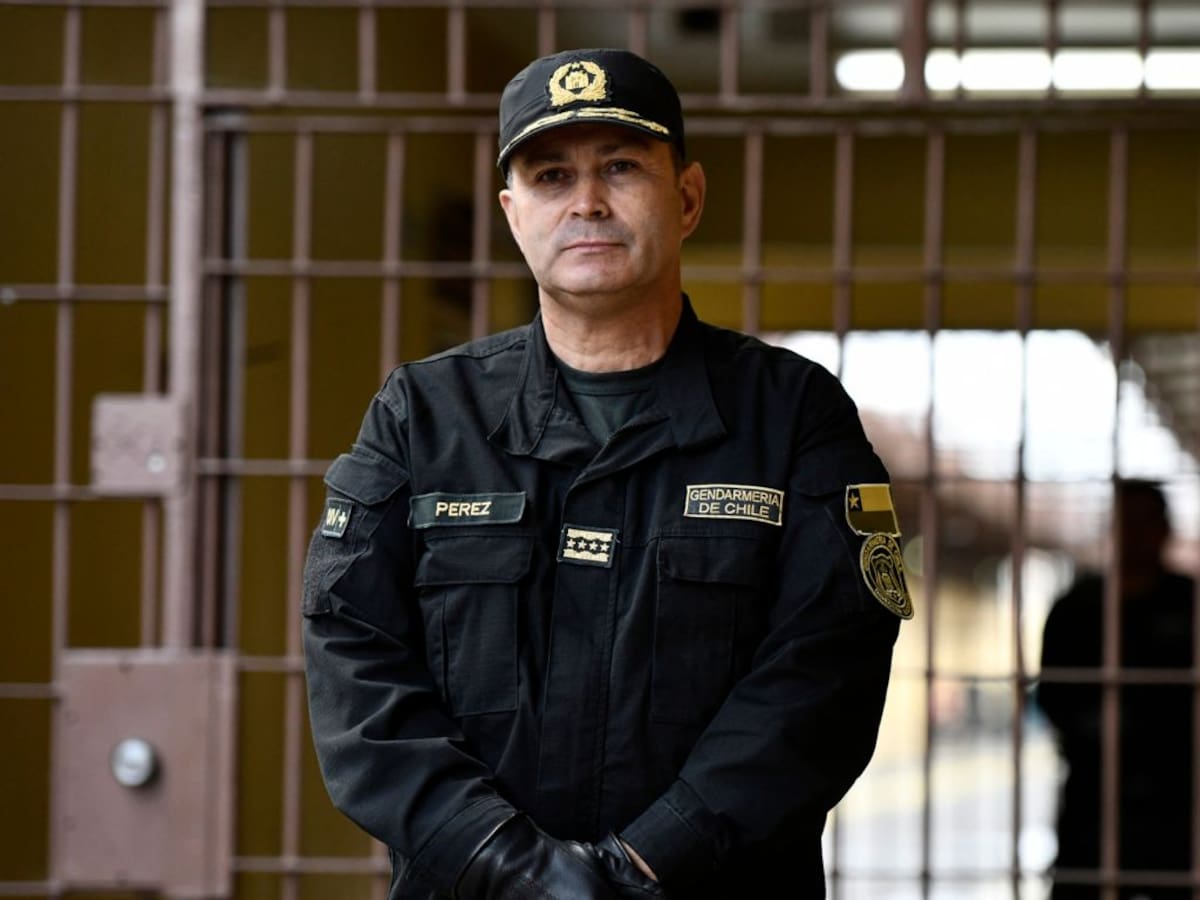 Director Nacional de Gendarmería ante críticas de los gremios por remoción de funcionarios: “Hay gente que habla mucho y trabaja poco”