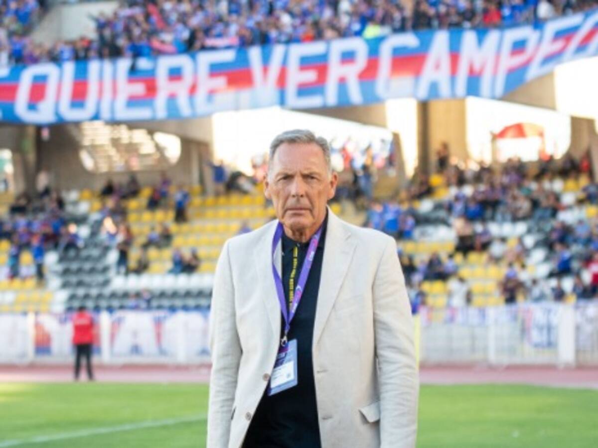 El emotivo minuto de silencio por Miguel Ángel Russo antes del duelo entre la U de Chile y Palestino