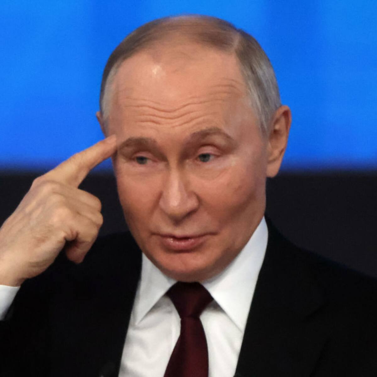 Periodista español explica cómo Putin busca expandir su influencia en América Latina: esta sería su principal estrategia en Chile