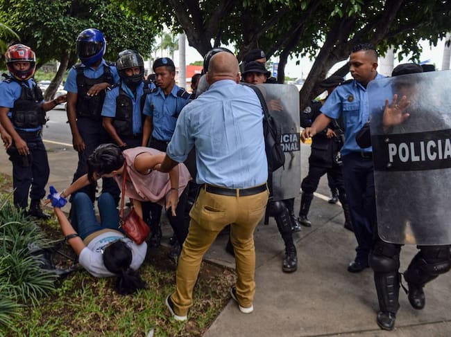 La policía de Nicaragua reprime una manifestación