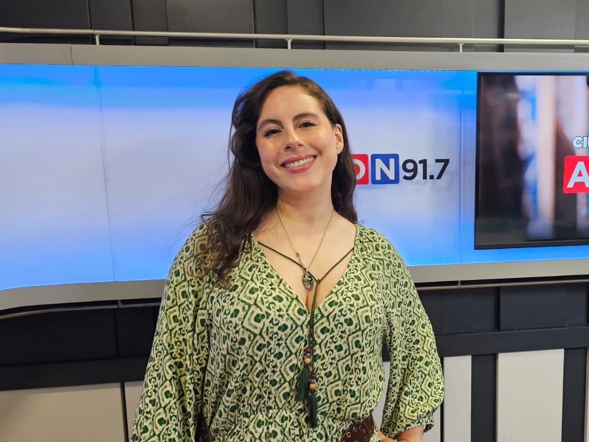 Paloma Larraín y su gira con “La Sole” en Argentina: “La vieja cheta de allá es muy parecida a la señora pituca de acá”