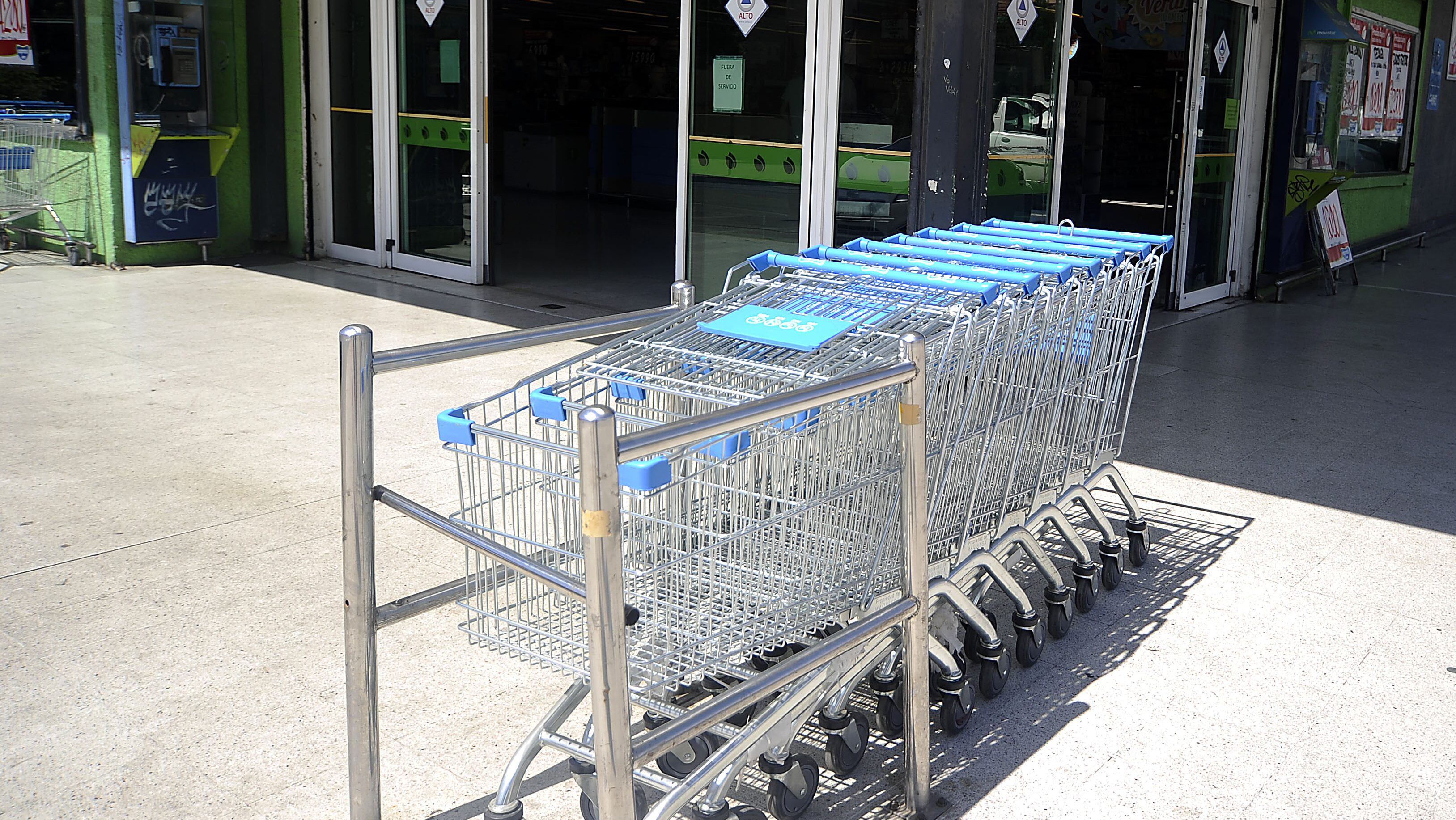 Conadecus demandó a cadena de supermercados por colusión de los pollos