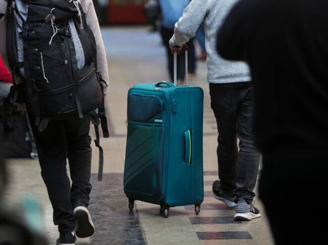 Vacaciones de invierno: lo que debes exigir si viajas en bus, avión o arriendas alojamiento, según el Sernac