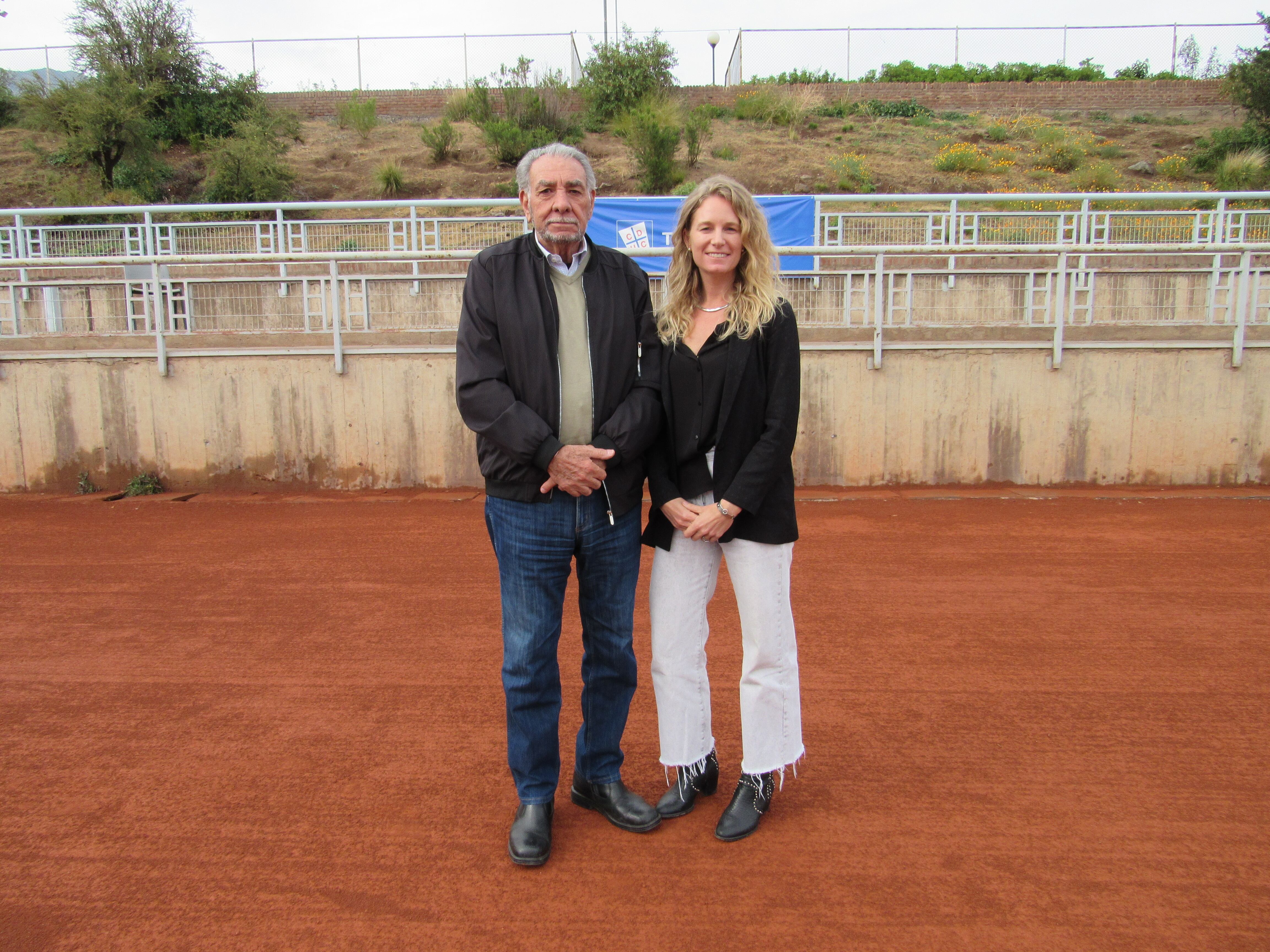 Sergio Elías, presidente de la Federación de Tenis de Chile, y Catalina Fillol, Directora de Torneos M15 yChileOpen.