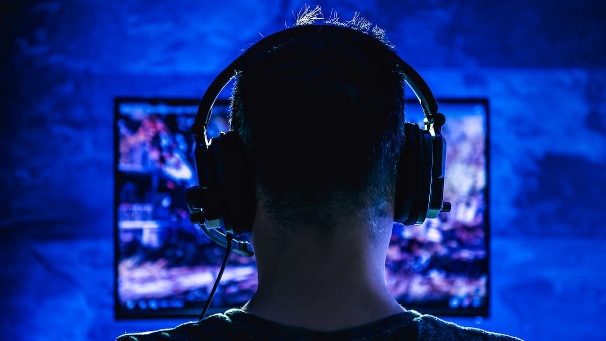 Esta bebida podría ayudar a los gamers a mantenerse concentrados durante horas, según estudio