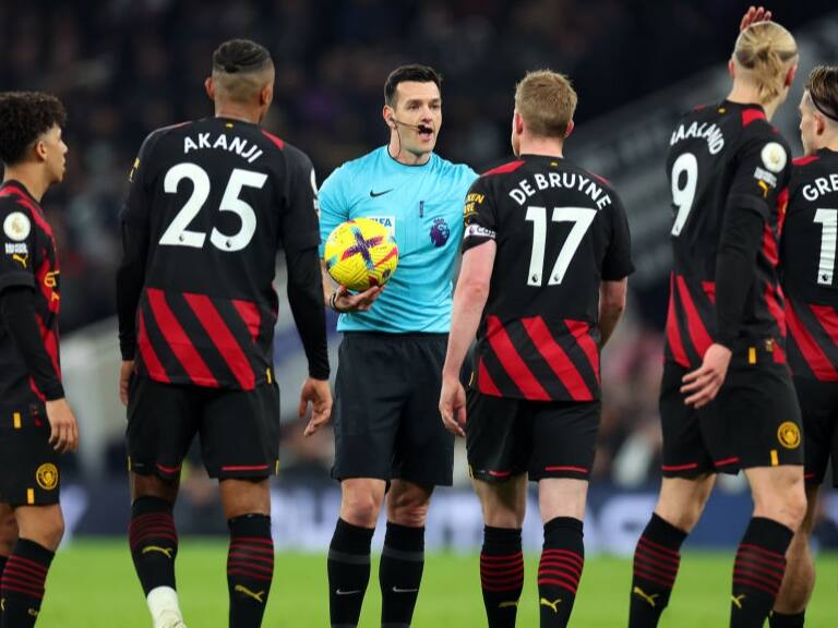 Revelan los millonarios sueldos que paga Manchester City tras ser acusados de romper reglas financieras en la Premier League