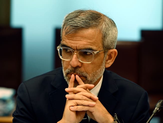 Ministro Cordero asegura que se hizo “un chequeo errado” en nombramiento de seremi de Justicia del Biobío