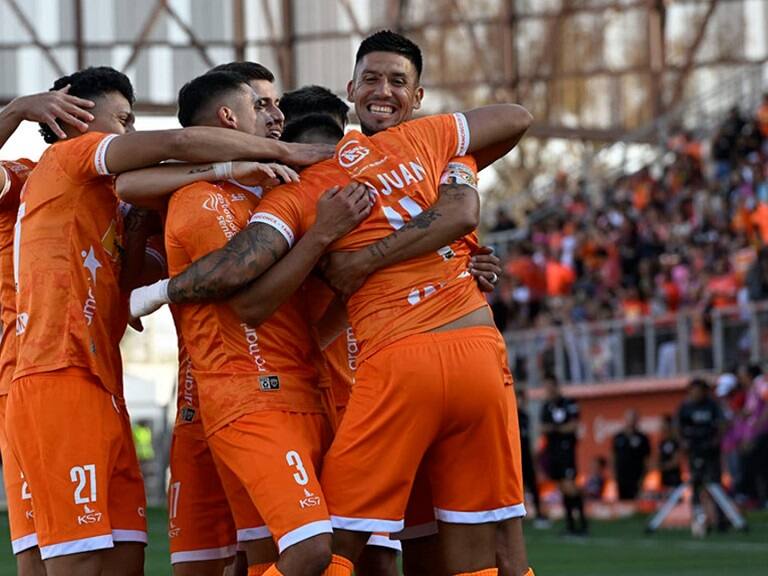 Cobreloa protagonizo tremenda remontada ante la U. de Conce en la Primera B, mientras que el Morning se impuso sobre San Felipe