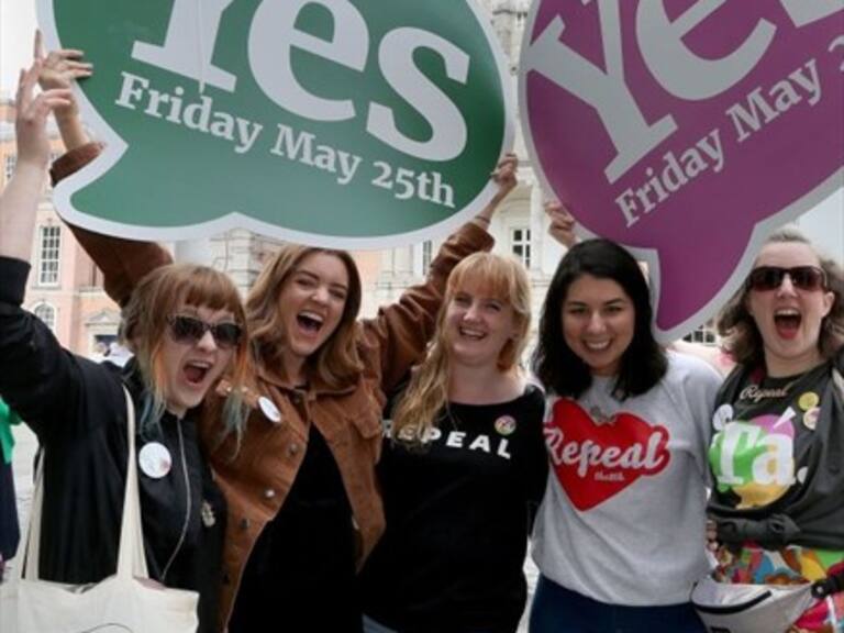 Irlanda: primeros resultados en referéndum para legalizar el aborto dan por ganador al «sí»