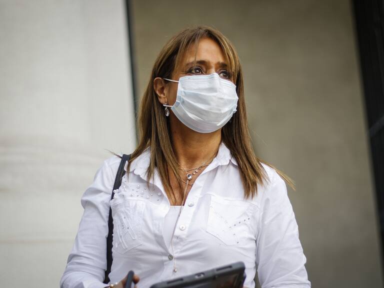 Jacqueline van Rysselberghe: «Nunca he tenido cuadros del Presidente en mi oficina, lo encuentro feo»