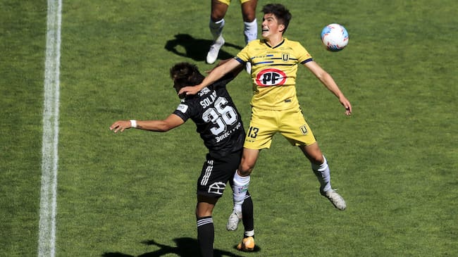 13 DE ENERO DE 2021/CONCEPCIONPablo Solari (i) y Leandro Diaz (d), durante el partido valido por el Campeonato Nacional AFP PlanVital 2020, entre Universidad de Concepcion y Colo Colo, disputado en el Estadio Ester Roa.
FOTO: JUAN ROBERTO PAREDES/AGENCIAUNO