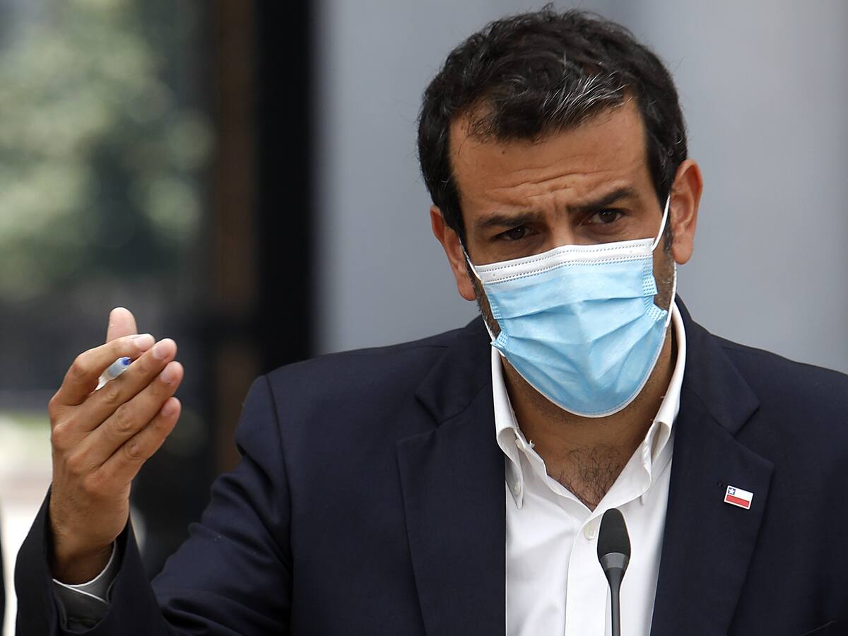 Delgado y dichos de Allamand sobre vacunación de extranjeros irregulares: «Abrió un tema que tampoco había sido muy discutido»