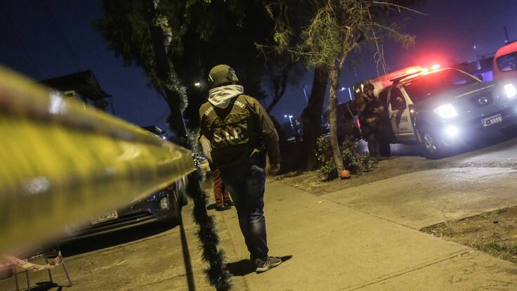 Delincuentes realizan “turbazo” en Maipú: golpearon a matrimonio, los encerraron en una pieza y huyeron en su automóvil