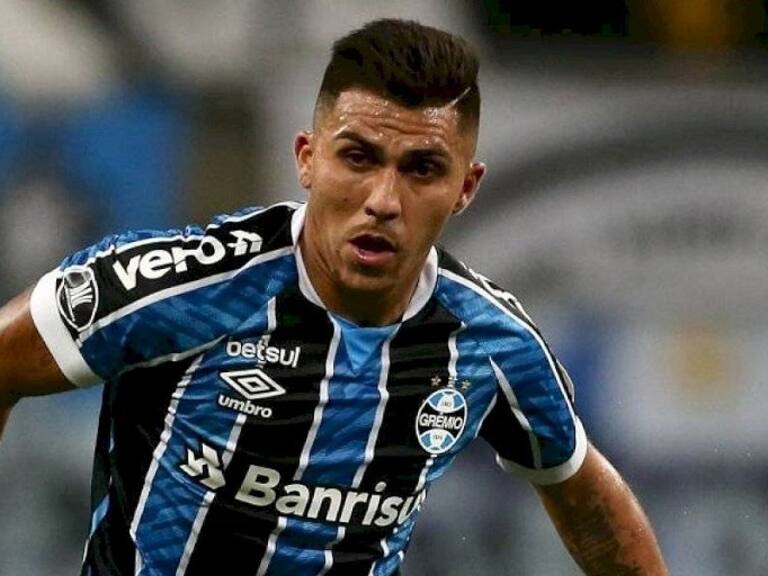 DT de Gremio salió a aclarar supuesto quiebre con César Pinares: «No tengo problemas con nadie»