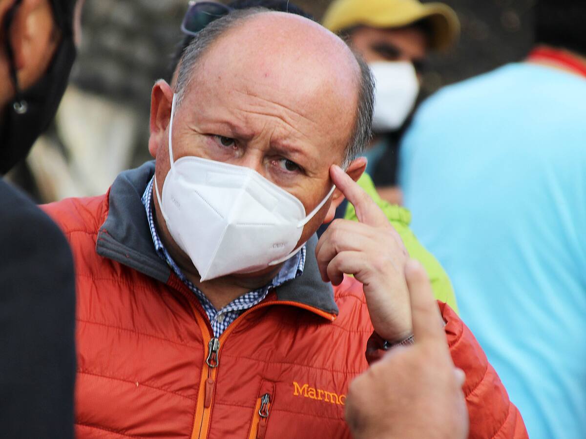 Alcalde de Panguipulli aseguró que «Carabineros nos abandonó ayer» durante incidentes por muerte de malabarista baleado