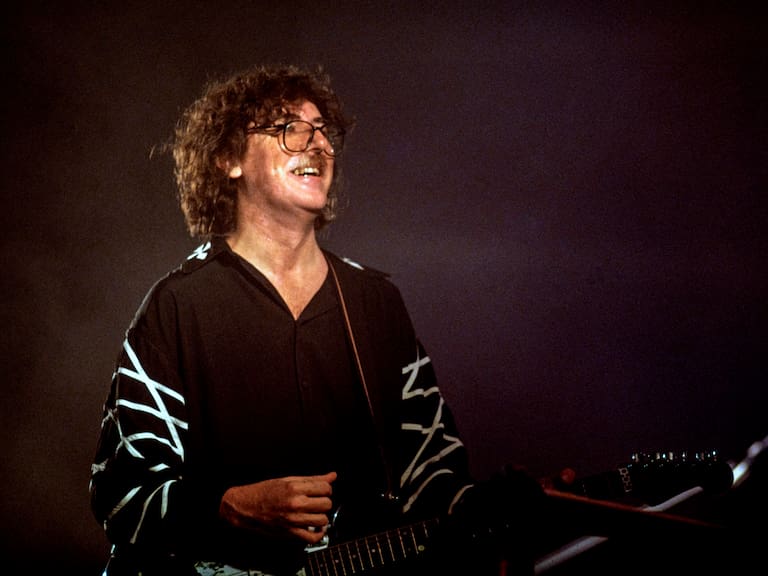 Charly García preocupa por su estado de salud: fue operado en Argentina y esto se sabe