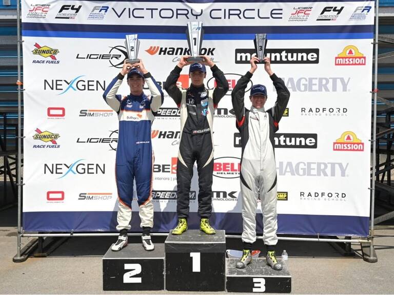 Piloto chileno Nicolás Ambiado debuta con una victoria en la Fórmula Regional Américas de Estados Unidos