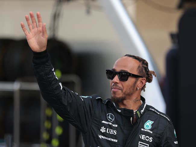 Oficial: Lewis Hamilton deja Mercedes y será piloto de Ferrari en 2025